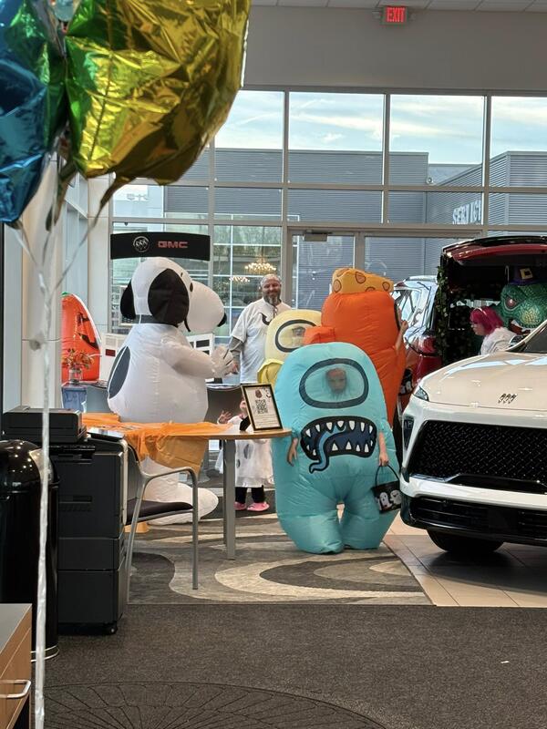 Ed Martin Buick GMC Showroom